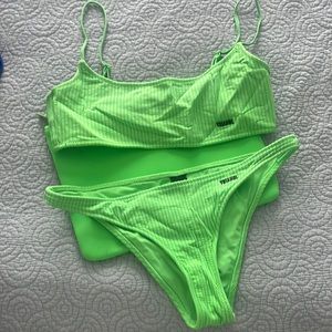 Triangl Bikini